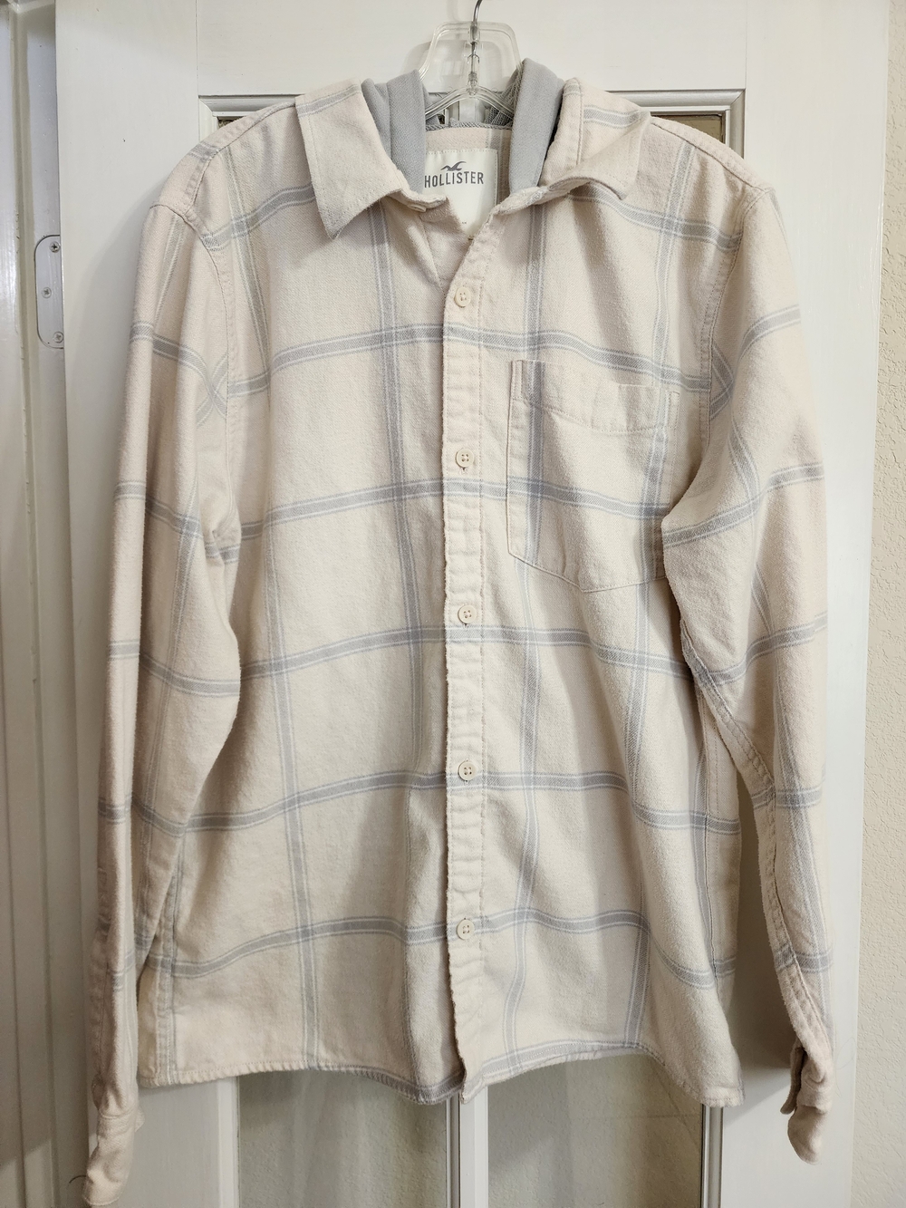 Hollister Men's L Cream Gray Plaid Hooded Flannel Button Up Shirt